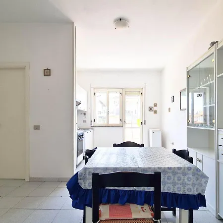Lägenhet Casa Teresina E Francesco - 150m & 300m From The Beach! *