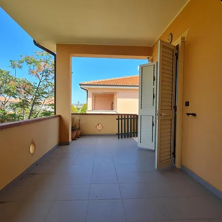 Casa Teresina E Francesco - 150m & 300m From The Beach! Lejlighed Steccato